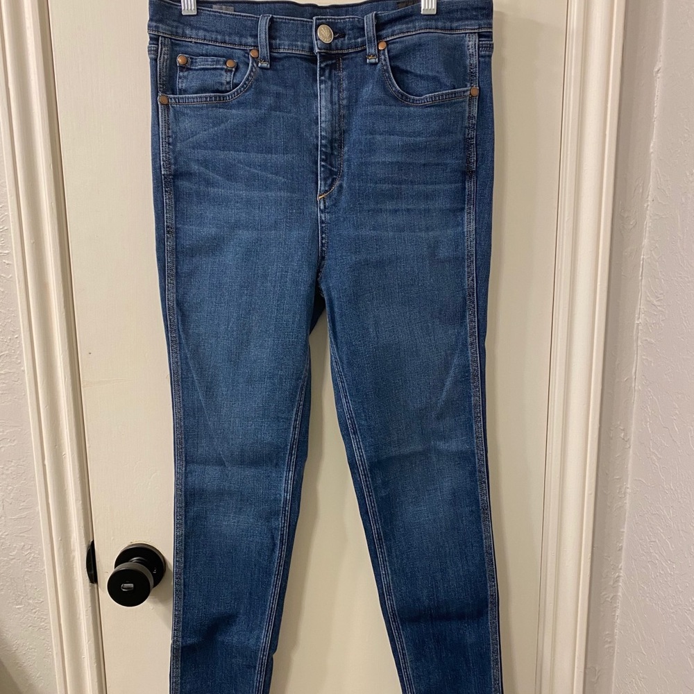 Skinny jeans